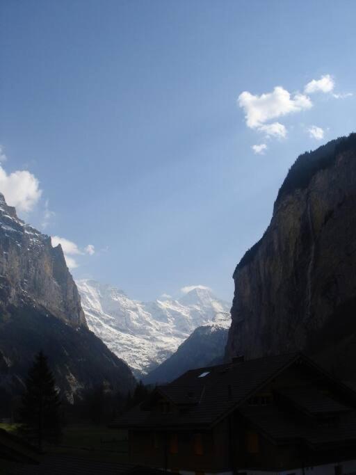 Apartamento Charming Penthouse Lauterbrunnen Exterior foto
