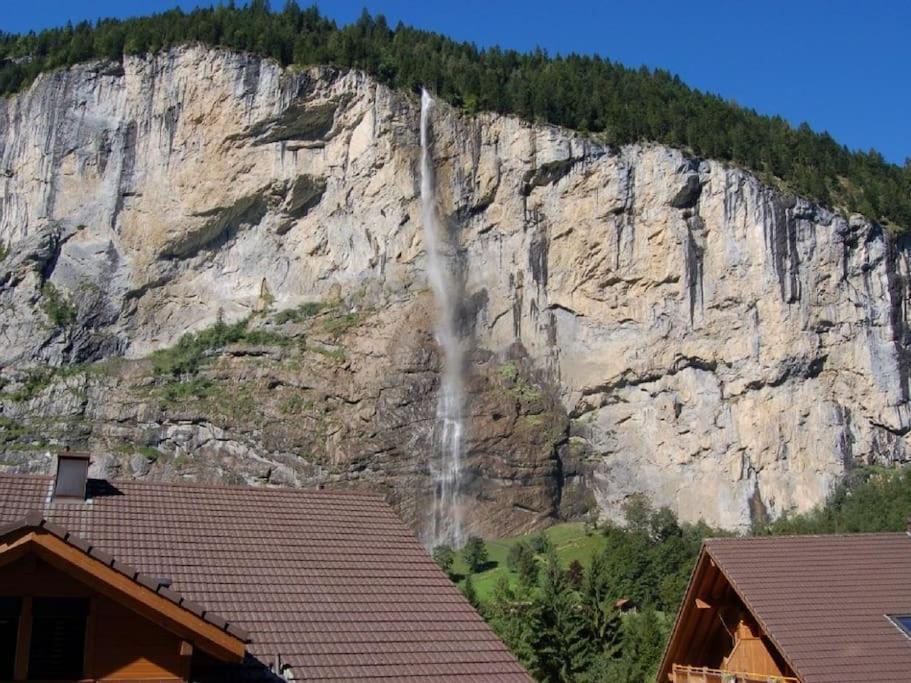 Apartamento Charming Penthouse Lauterbrunnen Exterior foto