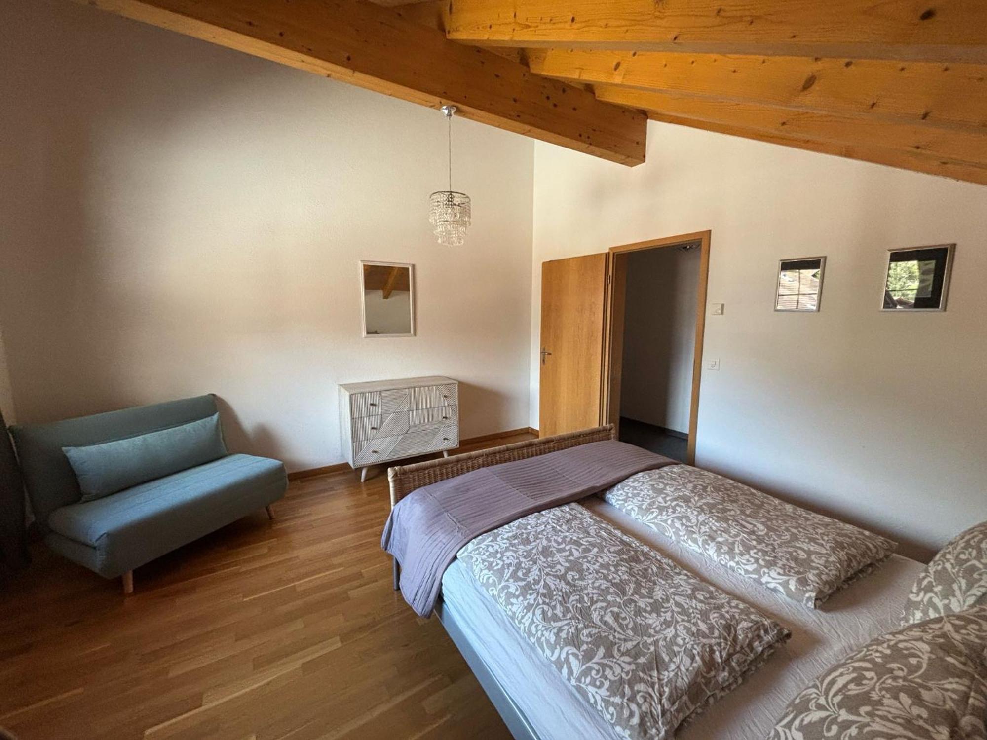 Apartamento Charming Penthouse Lauterbrunnen Exterior foto